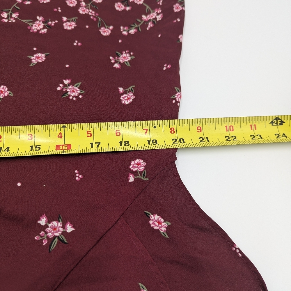 Old Navy Floral Burgundy Blouse Medium Layered Short Sleeve Ruffle Neck Boho - Picture 5 of 9